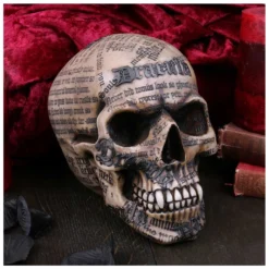 Dracula Totenkopf Mit Bram Stoker Zitaten -Halloween-Requisitenladen dracula totenschaedel mit bram stoker zitaten vampir totenkopf gothic deko halloween tischdeko 50770 05